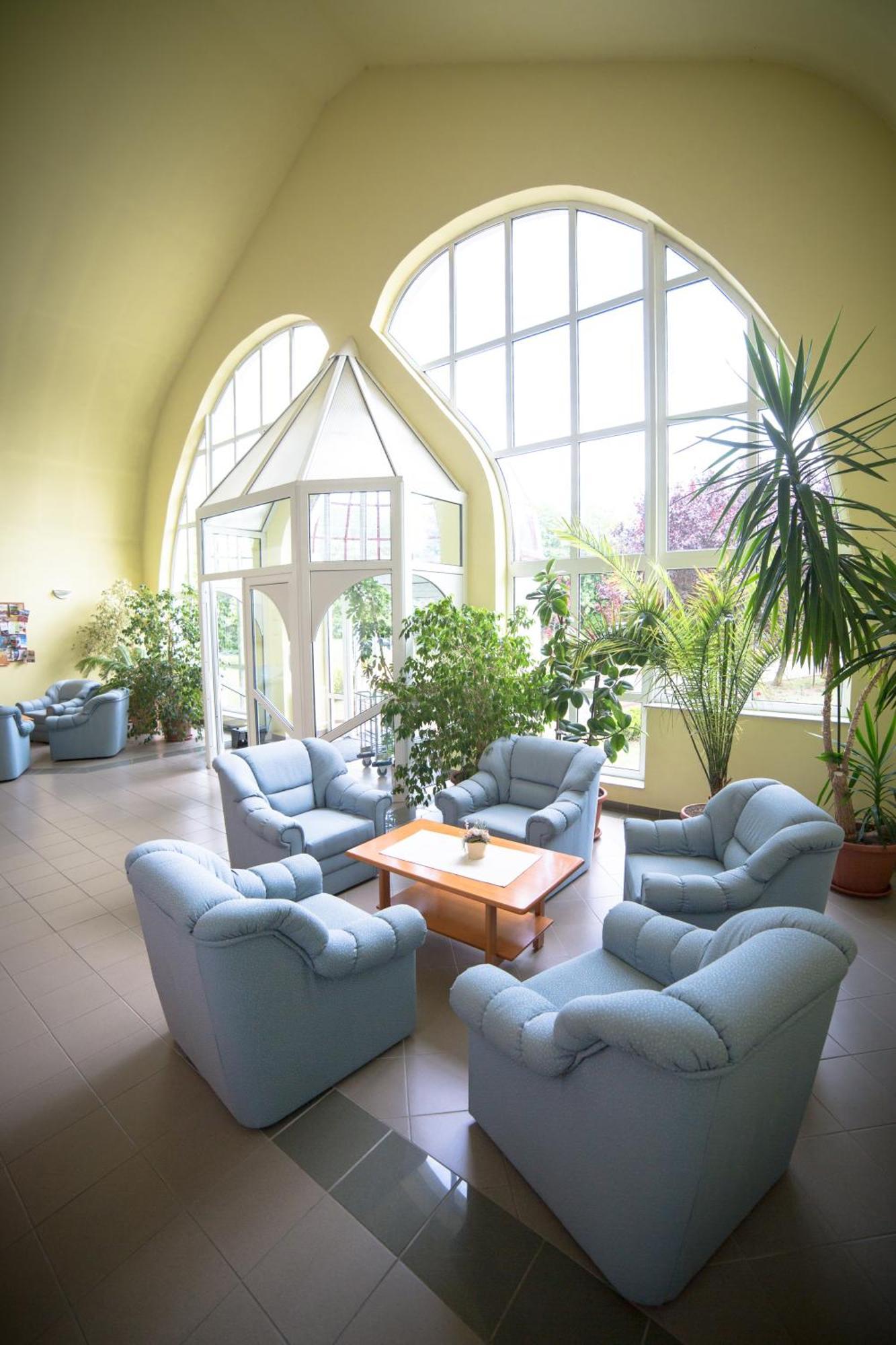 Hotel Ovit Keszthely Luaran gambar