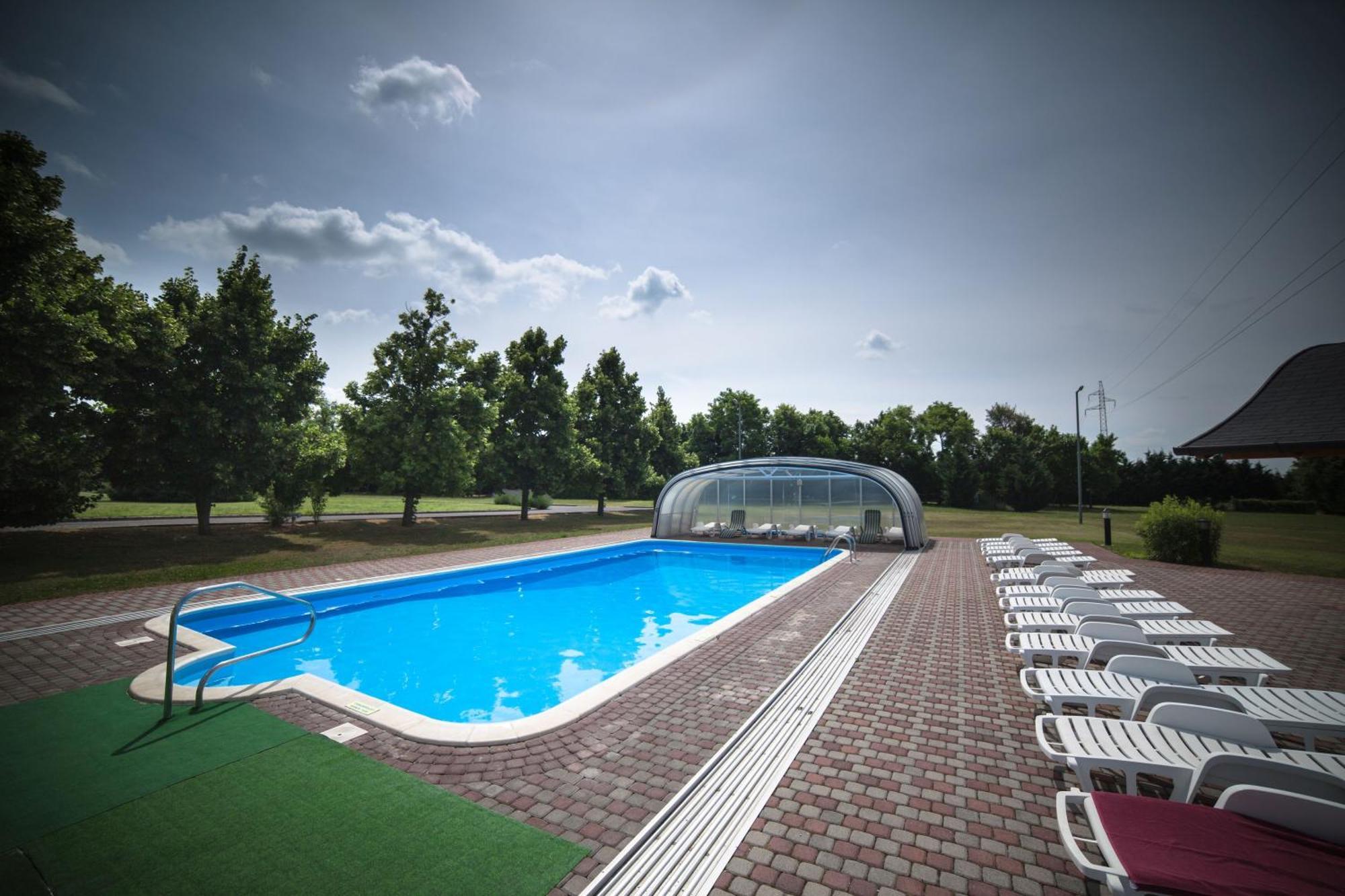 Hotel Ovit Keszthely Luaran gambar