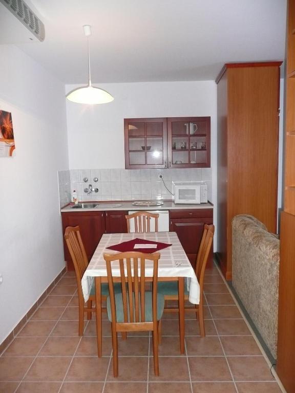 Hotel Ovit Keszthely Bilik gambar