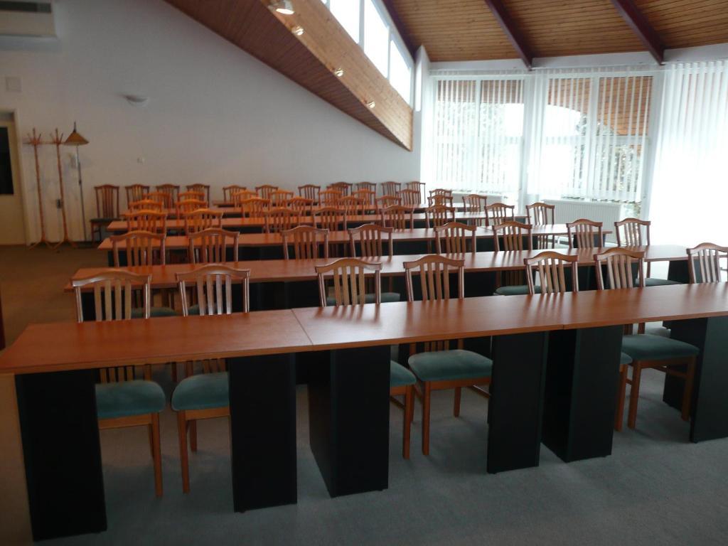 Hotel Ovit Keszthely Luaran gambar